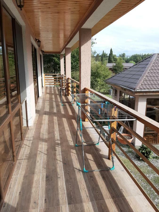 Гостевой Дом "Уют У Тумановых" Pitsunda Exterior foto